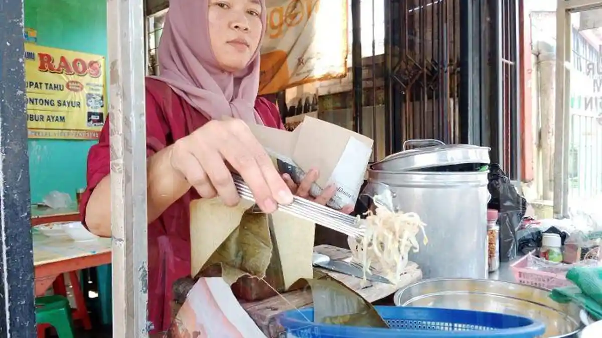 Kuliner di Jalan Raya Bandung-Garut, Ada Kupat Tahu Teh Lusi di Cipacing