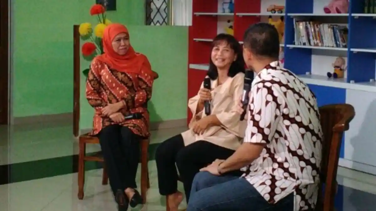 Meski Anaknya Berhasil Terbang ke Kanada, Purwati Tetap Jualan Kopi Keliling