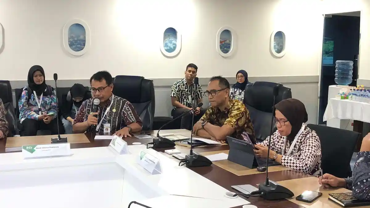 Disnakertrans Sidak Pabrik Sepatu Nike dan Converse di Salatiga, Ini Hasilnya