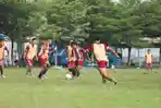 Pesepakbola-Sumut-United-FC-melakukan-latihan-rutin-di-lapangan-sepakbola.jpg