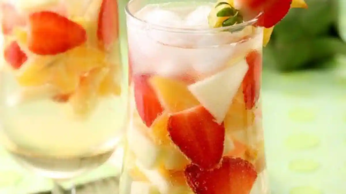 Resep Fruit Squash, Minuman Super Segar Bertabur Buah yang Cocok Diminum di Cuaca Panas