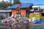 sampah-berserakan-di-pekkabata-pollman.jpg