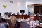 Jokowi-JK Pimpin Ratas Tentang Dosen Non PNS