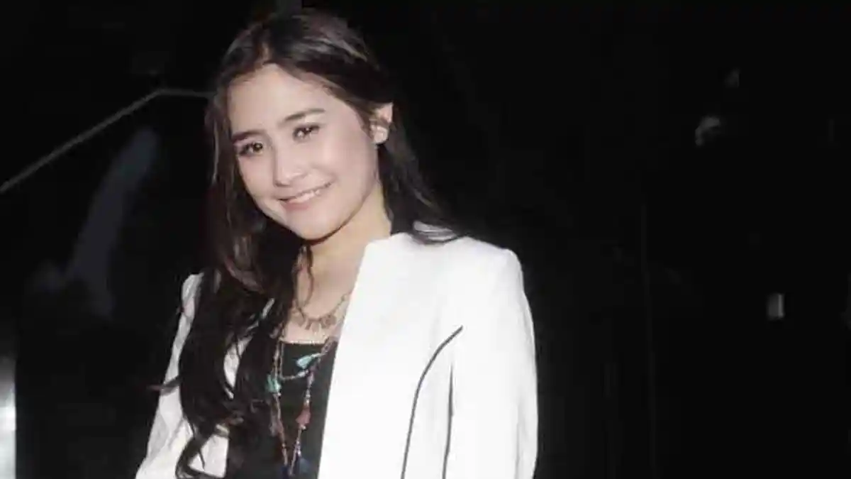Pasca Video Hinaan, Prilly Latuconsina Dihujat Penggemar
