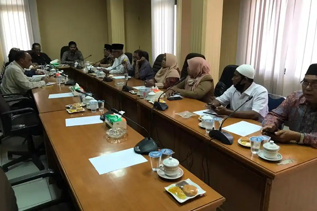 Tuha Peut dan Masyarakat Meunasah Masjid Tolak Pilkades Serentak 2022, Lakukan Audiensi dengan DPRK