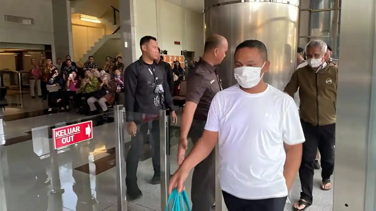 Ada Drone Misterius di Rumah Gubernur Riau Sebelum Kena OTT KPK, Begini Pengakuan Saksi Mata