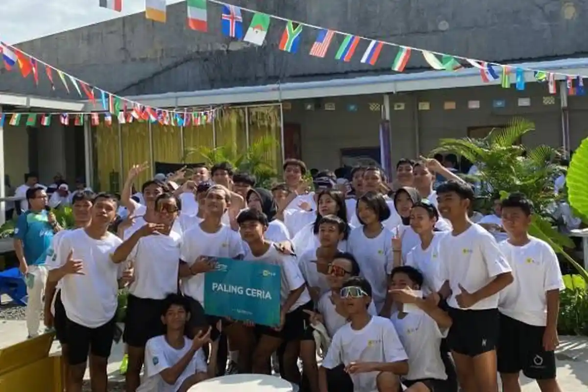 Pra Event PLN Electric Run Harian Kompas di Kota Bogor, Pelari Semangat Kumpulkan Sampah di Jalan