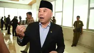 Anggota-DPR-RI-Heri-Gunawan.jpg