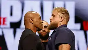 mike-tyson-siap-kembali-naik-ring-hadapi-youtuber_20240514_200915.jpg