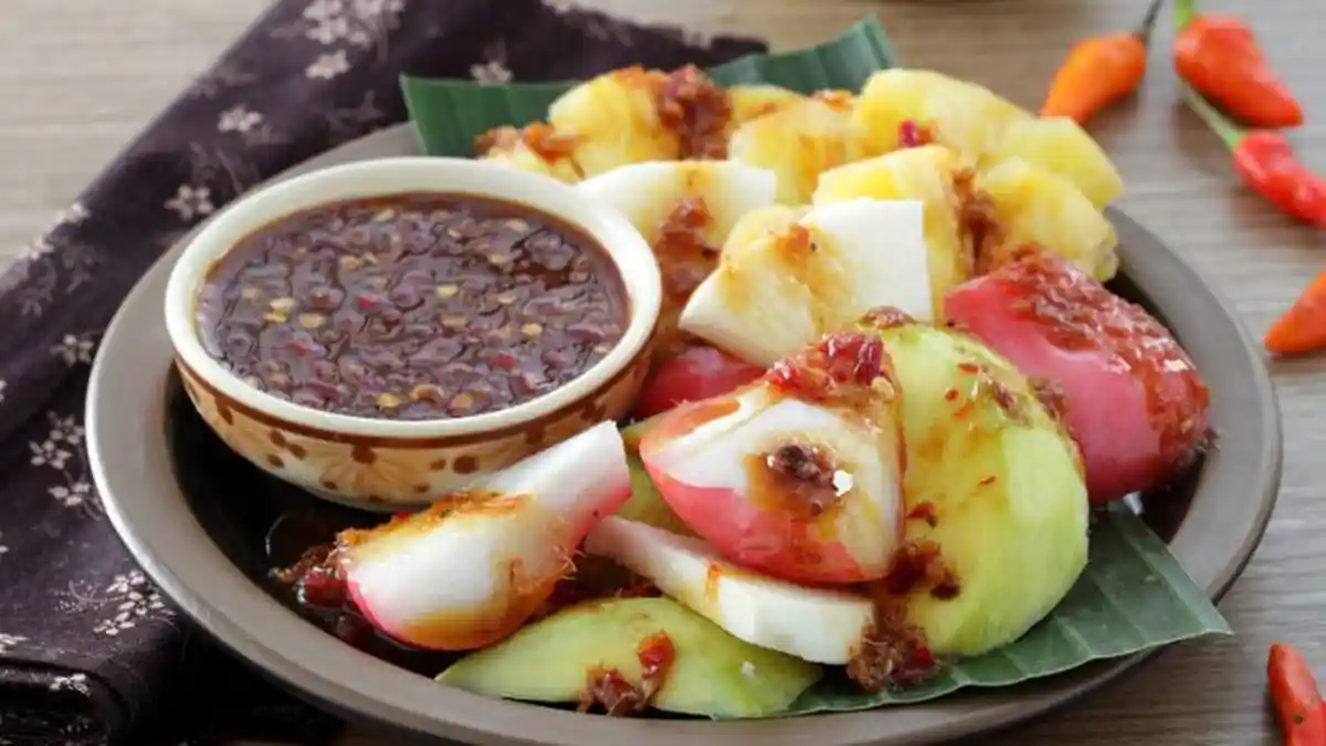 Resep Aneka Kreasi Rujak Enak, Camilan Segar Cita Rasa Pedas yang Siap ...