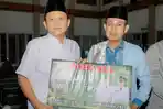 Safari Ramadan di Masjid Agung Sabilul Muttaqin, Bupati Enos  Salurkan Ribuan Bantuan