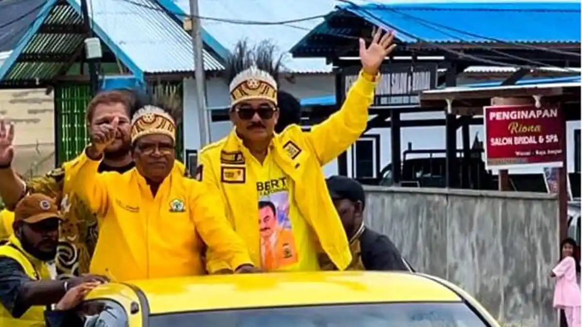 Hidupkan Kejayaan Golkar di Raja Ampat, Robert Kardinal dan Lambertus Jitmau Turun Gunung Kampanye