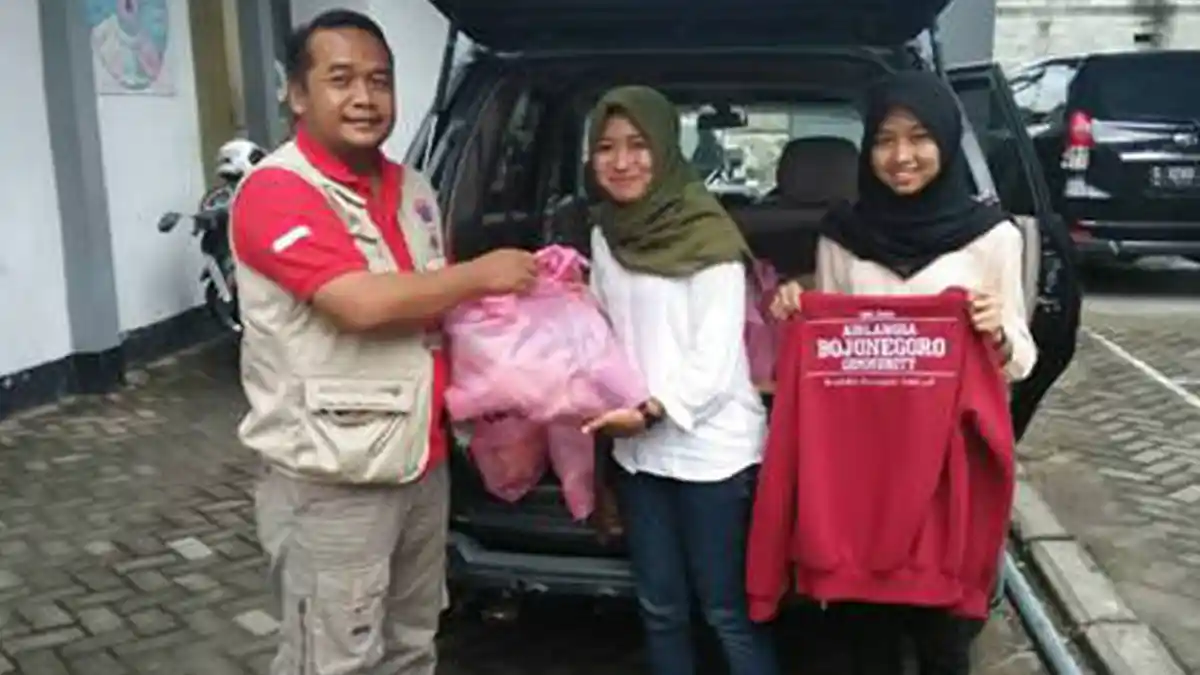 Simpati Airlangga Bojonegoro Community untuk Korban Banjir Bojonegoro