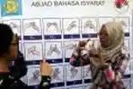Belajar Bahasa Isyarat