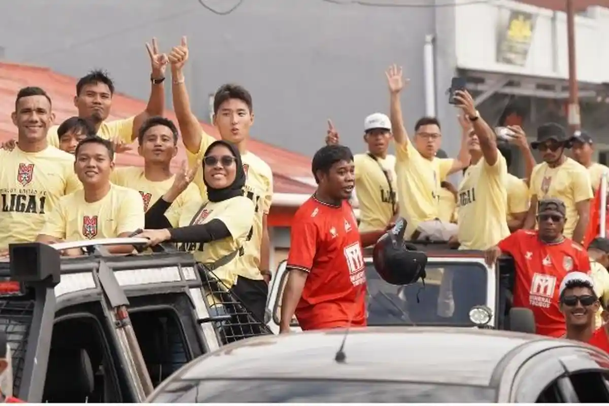 Warga Ternate Turun ke Jalan Ikut Konvoi Malut United FC, Rayakan Euforia Promosi ke Liga 1