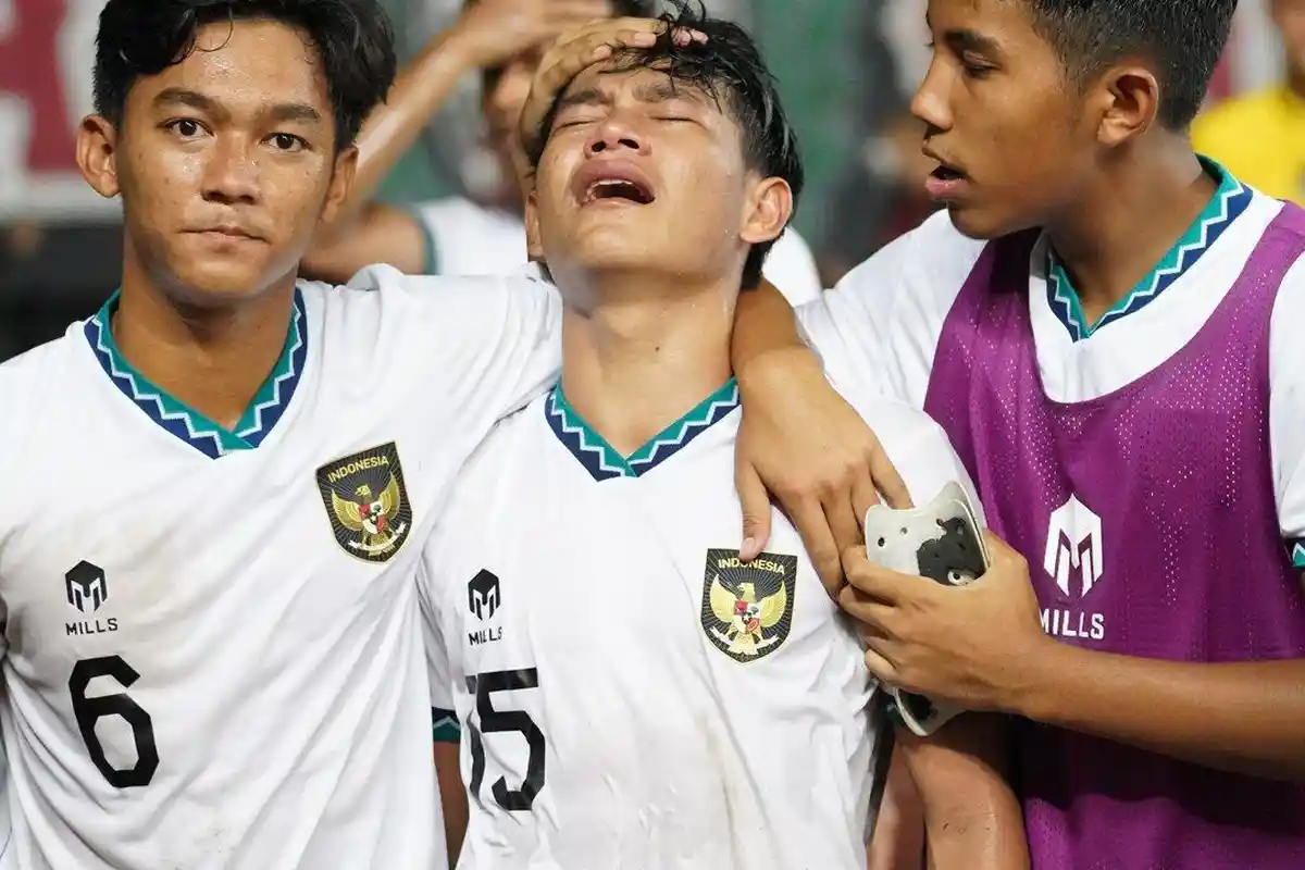 Indonesia Gagal Lolos Imbas Aturan AFF U19 2022 , Netizen Geruduk Twitter ASEAN Football !
