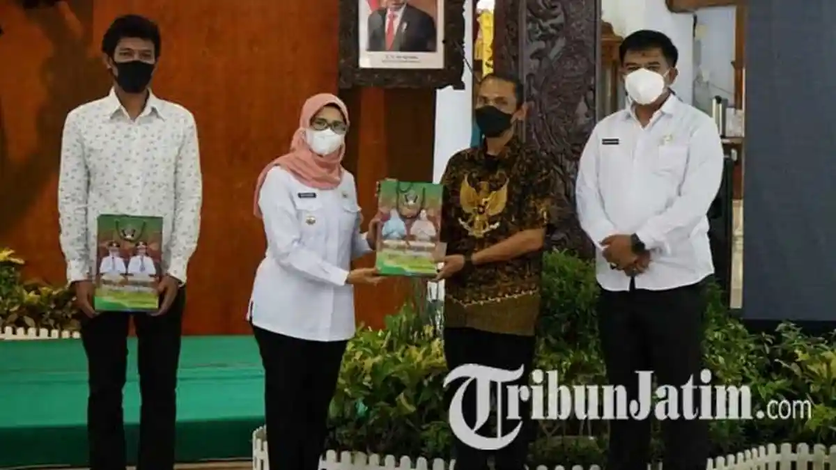 Pemkab Blitar Launching Program Ayo Kunjung Blitar dan Kalender Event 2022 untuk Promosi Pariwisata