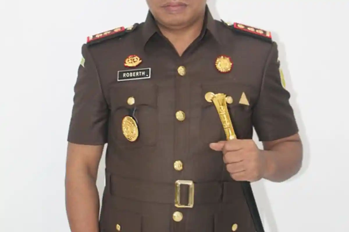 JPU Kejari TTU Limpahkan Berkas Perkara Korupsi Pengadaan Alkes RSUD Kefamenanu kePengadilan Tipikor