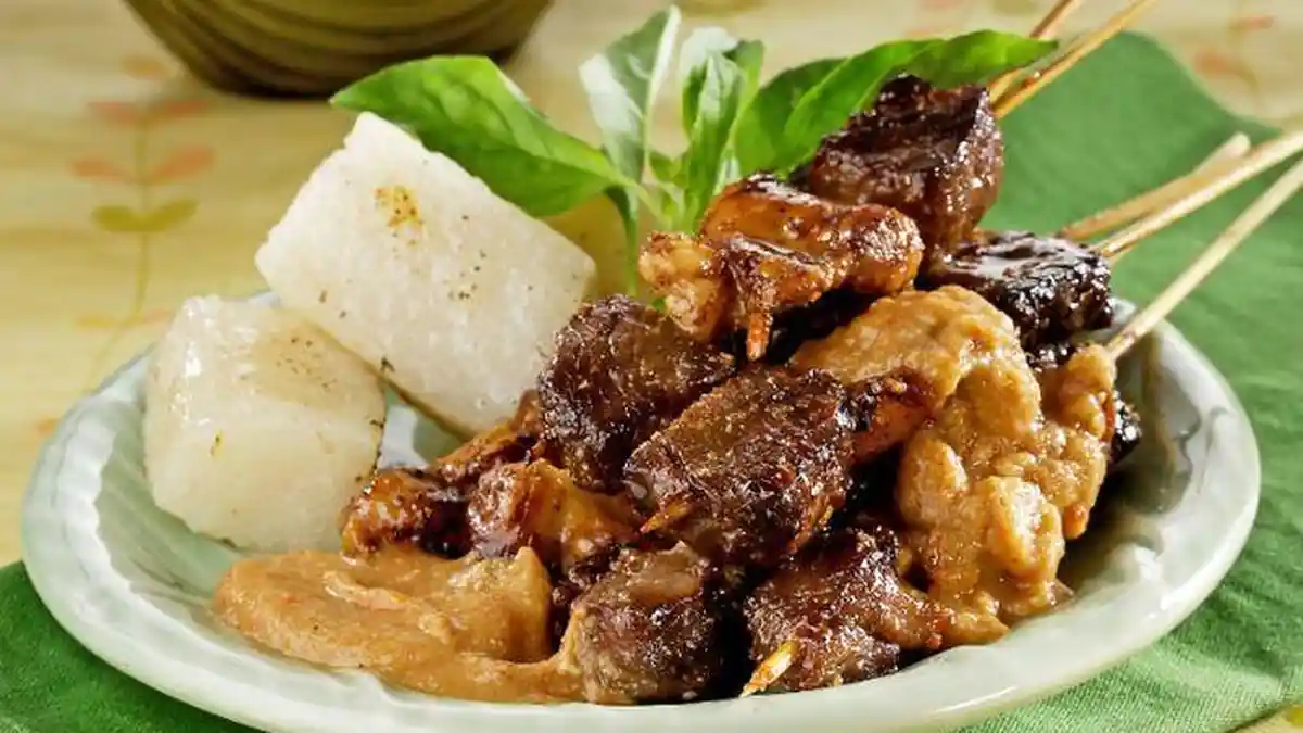 Cara Mudah Membuat Sate Maranggi Khas Purwakarta, Jawa Barat, Kuncinya Pada Bumbu Kacang Khas