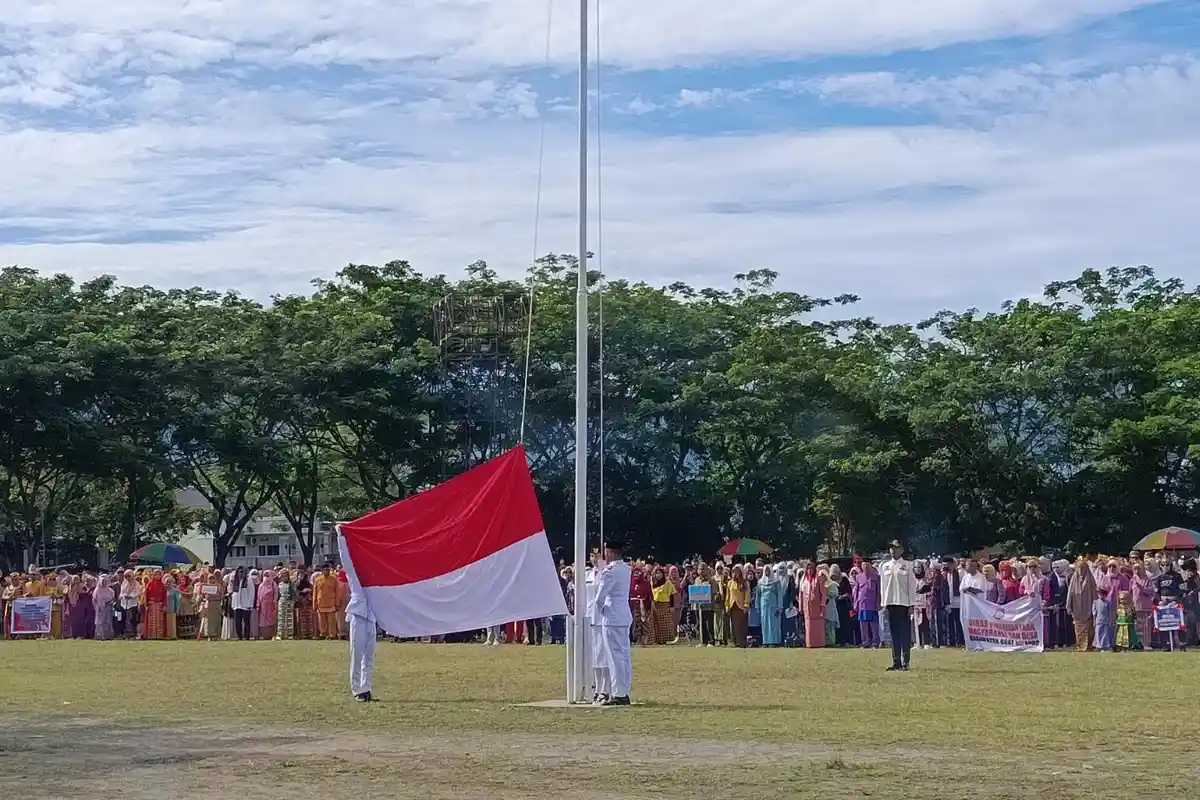 Semarak Sumpah Pemuda ke-97 di Bone Bolango Gorontalo: ASN Tampil dengan Pakaian Adat Nusantara