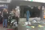 kondisi-toko-arema-fc-usai-dirusak-oleh-massa-minggu-2912023.jpg