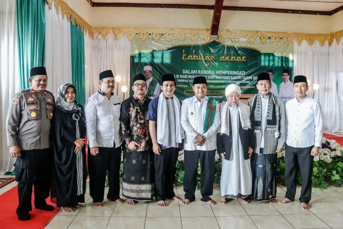 Pa Uu Ditemani Wabup Ciamis Hadiri Maulid Nabi di Gedung Dakwah Khoirul Ummah