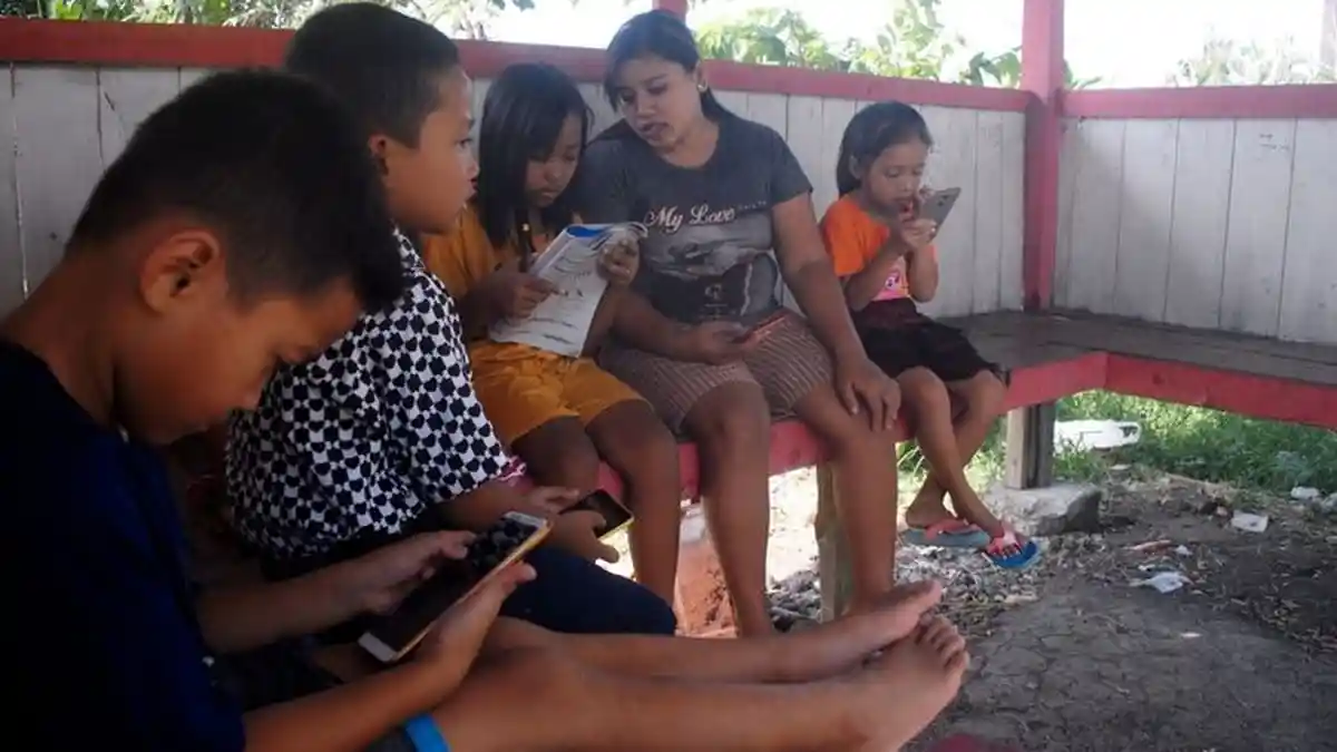 Tips Dampingi Anak Sekolah Daring agar tak Bosan dan Menyenangkan, Orangtua Harus Bisa Lakukan Ini