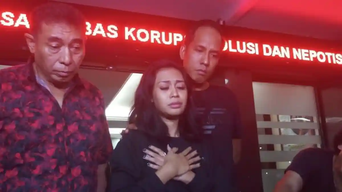 Datangi Polres Metro Jakarta Selatan, Kareen Pooroe Ajukan Permohonan Otopsi Anaknya?