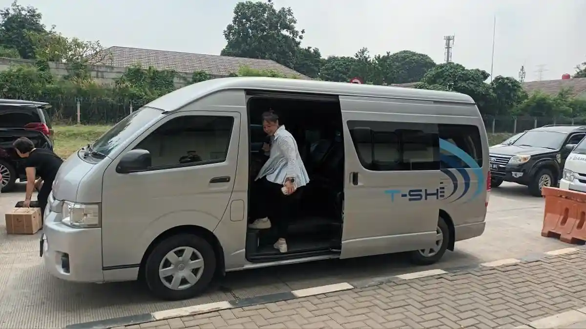 Penumpang Kereta Cepat Whoosh Kini Bisa Naik T-Shuttle ke Bandara Halim Perdanakusuma