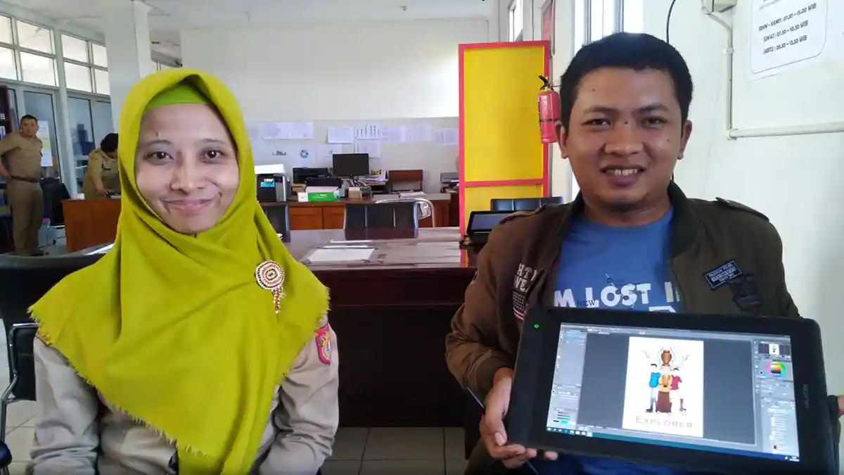 Dua Orang Beda Profesi Berkolaborasi Bikin Komik, Temanya Kendal Handal, Angkat Potensi Daerah