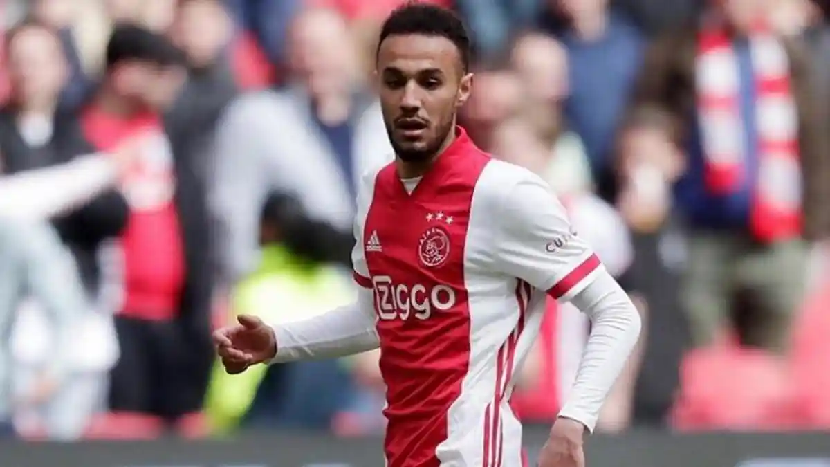 Bayern Munchen Resmi Merekrut Bek Ajax Mazraoui Secara Geratis
