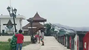 kondisi-taman-bendung-karet-tirtonadi-miringjumat-2822020.jpg