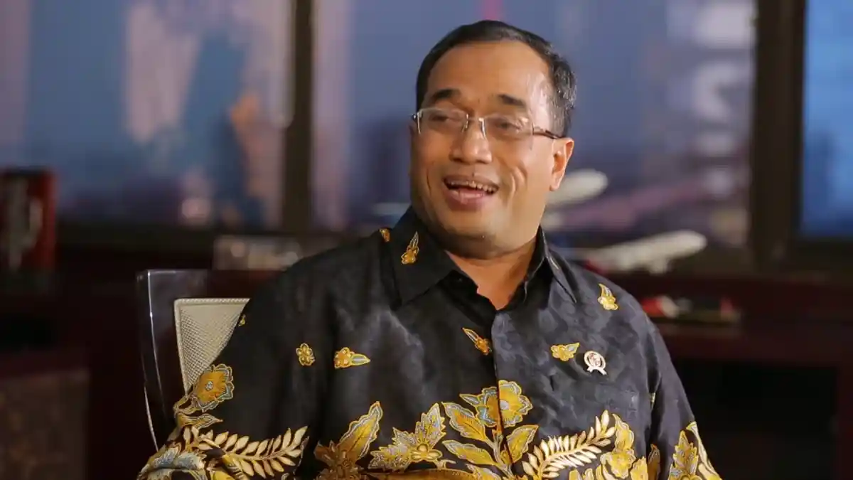 Menhub Budi Karya Sempat Dirawat karena Tifus Setelah Dinyatakan Positif Corona