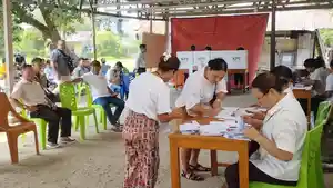 Suasana-pencoblosan-di-TPS-06-Desa-Batu-Cermin.jpg