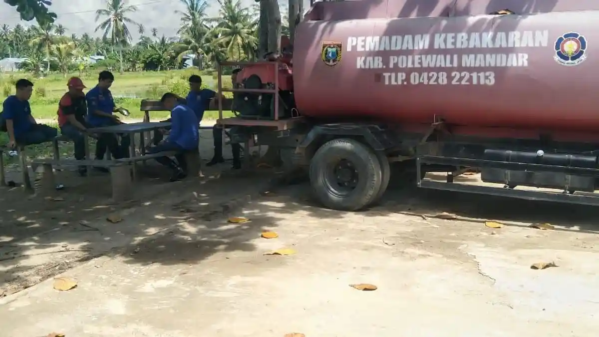 Damkar Polman Siagakan 25 Personel Selama Cuti Bersama dan Libur Nasional Lebaran 2024