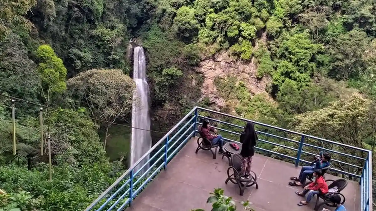 Asal Nama Curug Cimahi yang Airnya Tetap Ada Meski Musim Kemarau