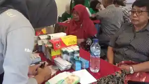 Pemeriksaan-kesehatan-gratis-di-Perumahan-Tumbal-Negara.jpg