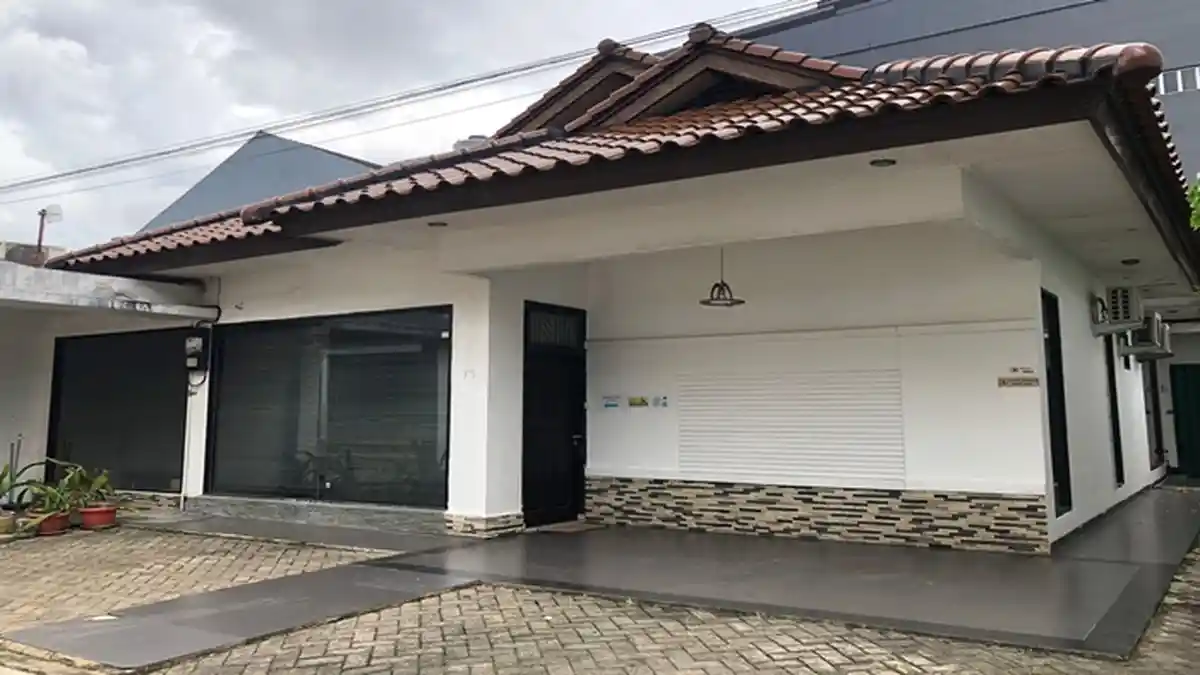 Suasana Kantor Terduga Penyuap Bupati Muba yang Terjaring OTT KPK, Satpam: Biasanya Ada Kendaraan
