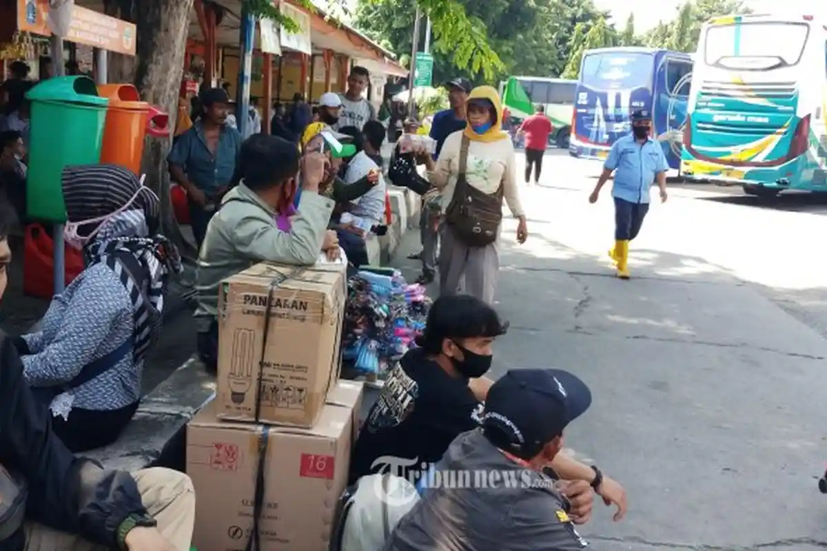 Antisipasi Lonjakan Perantau Minang Mudik, Mahyeldi Minta OPD Terkait Memperbaiki Jalan yang Rusak