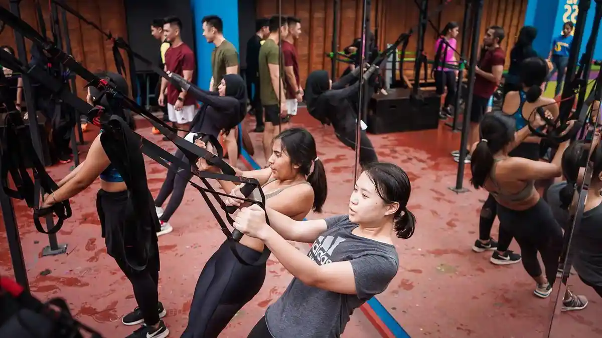 Nge-gym di Sela-Sela Bekerja Sudah Menjadi Tren