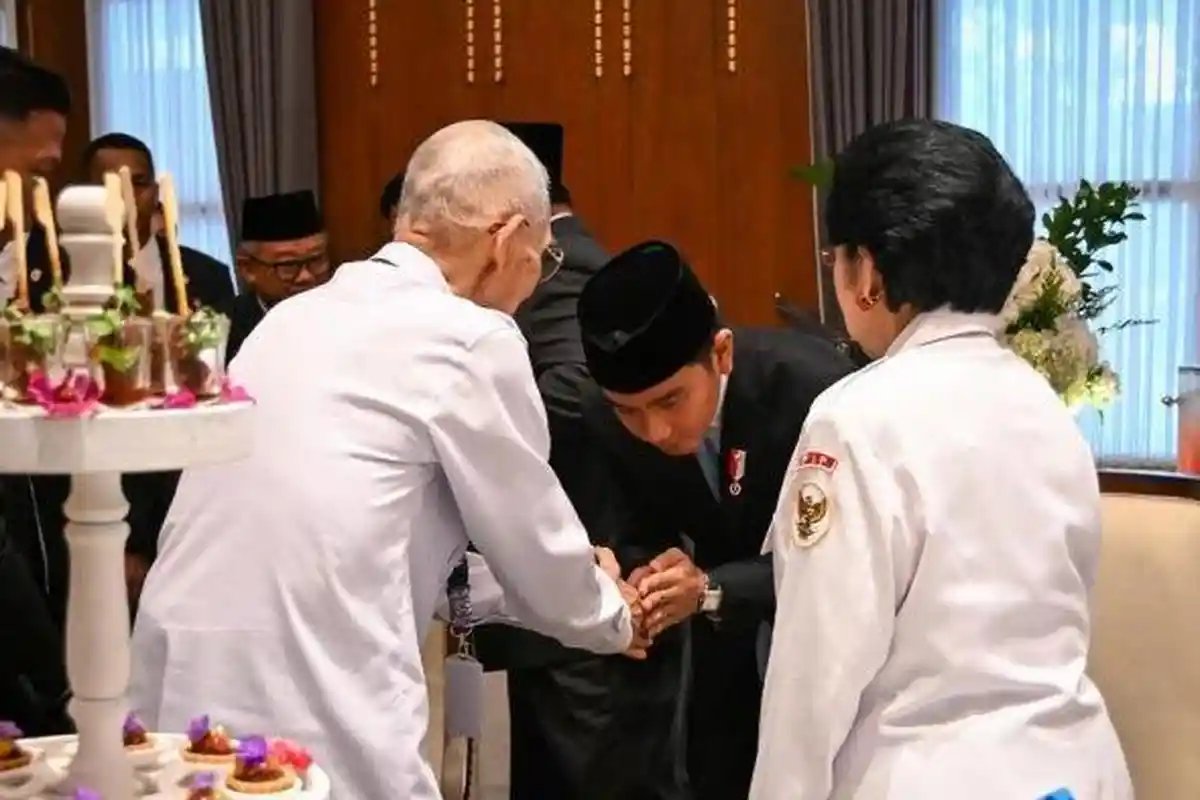 Desakan Pemakzulan Gibran dari Kursi Wapres Menguat, Surat Purnawirawan TNI Sudah di Tangan DPR RI