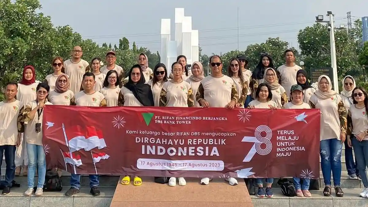 Peringati Hari Kemerdekaan, RFB Kunjungi Taman Makam Pahlawan