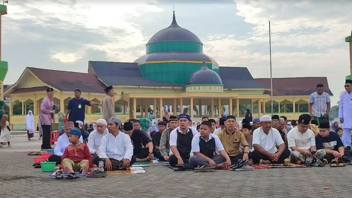 Jemaah Muhammadiyah Gelar Salat Id di Lapangan Astaka Pancing
