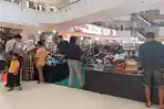 Suasana-Pusat-perbelanjaan.jpg