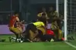 Ekspresi Pemain Mitra Kukar FC Menang Atas Arema Cronus