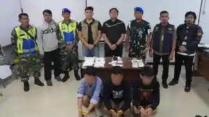 Tiga-pelaku-berikut-barang-bukti-4-kg-sabu-diamankan-di-bandara.jpg