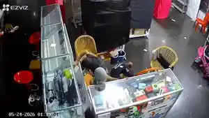 cctv-mencuri123.jpg