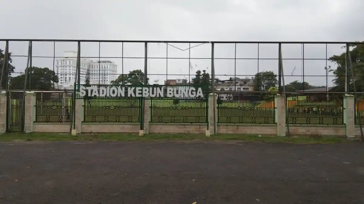 Stadion Kebun Bunga, Kado dari Wali Kota Medan untuk PSMS