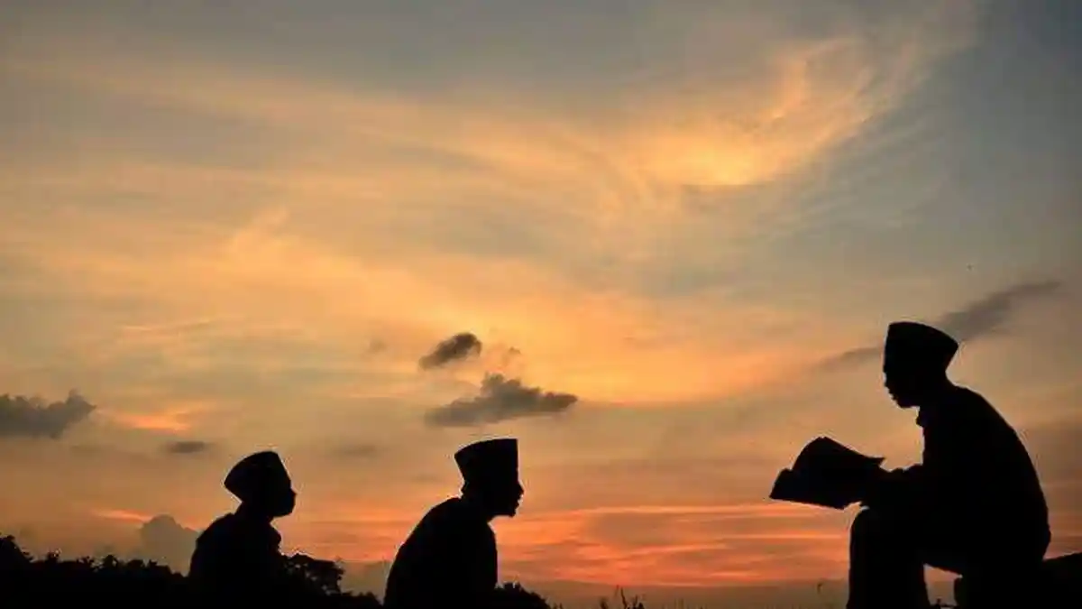 Definisi Orang Berilmu dalam Islam, yang Tetap 'Hidup' Meski Sudah Mati