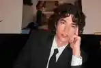 makna-lirik-lagu-Heather-yang-dipopulerkan-Conan-Gray.jpg